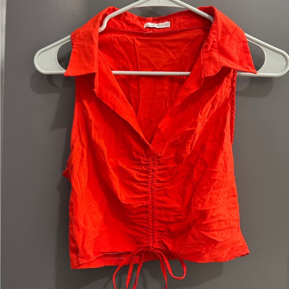 Berksha Collared Red Sleeveless Top